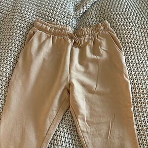 Tan Elastic Waist Joggers. NWOT.
Never worn and just a tad too small for me.